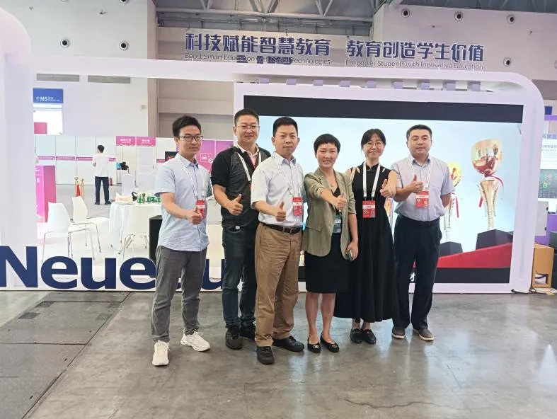 助力第二届“一带一路”国际技能大赛智能汽车软件技术表演赛顺利举办